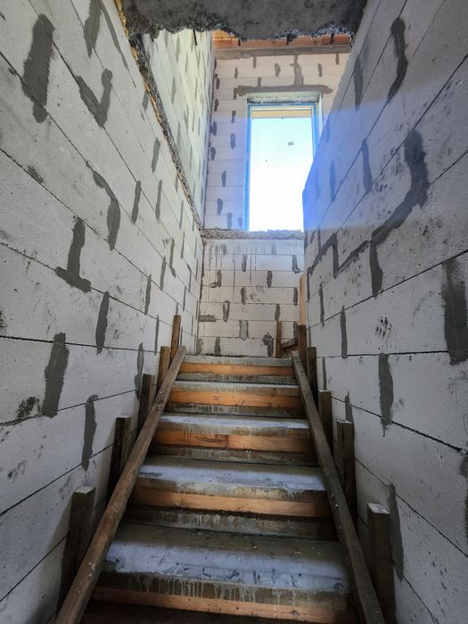 Приватний будинок в передмісті Києва