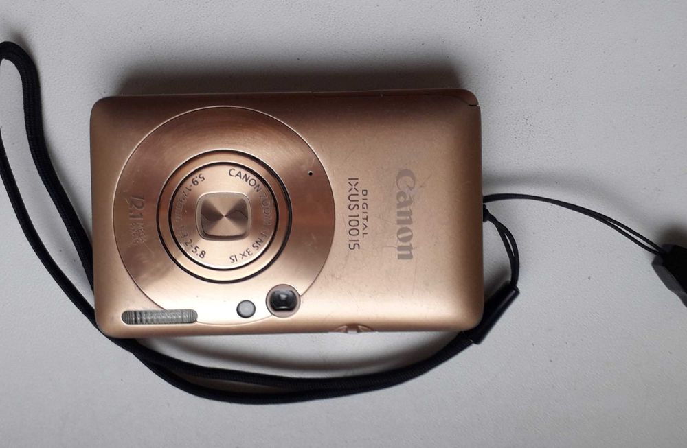 Aparat foto CANON IXUS 100 IS