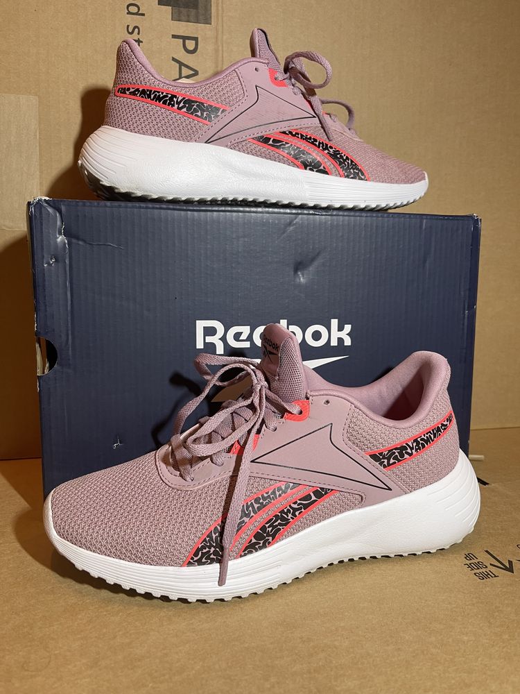 Кросовки женские Reebok