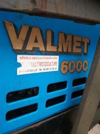 Ciągnik valmet 6000 z turem