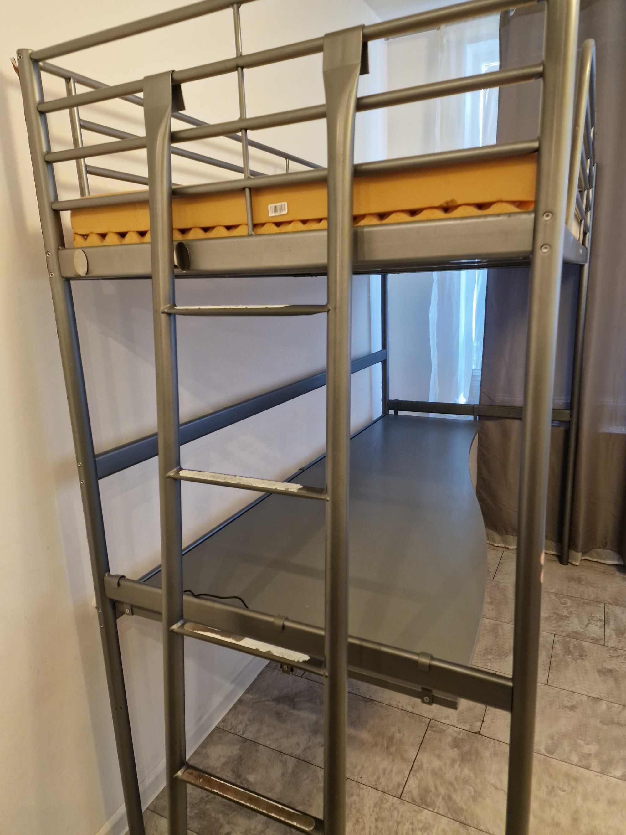 Sprzedam łóżko z biurkiem Ikea