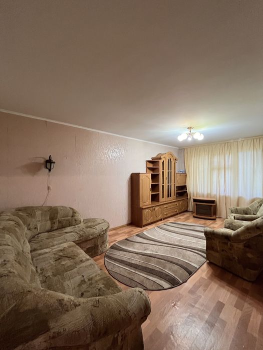 Продаж 2-кімнатної в районі Парку Миру, 50м2