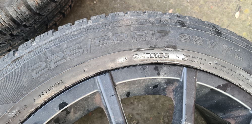 Продам 4 диска Aluett. R17, 5x112, 7.5J з зимовою резиною 225/50 R17.
