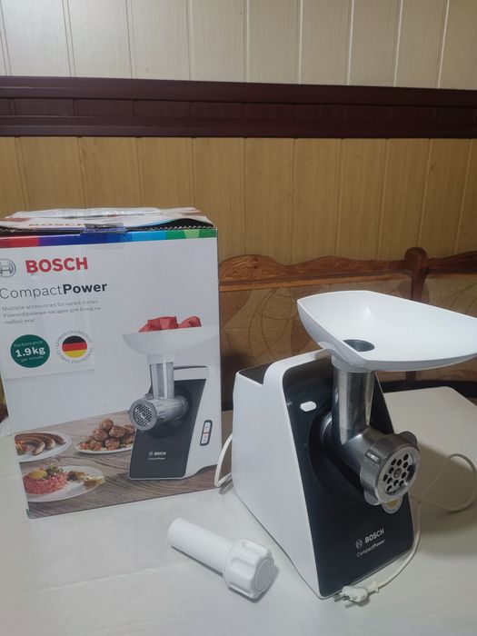 Електрична м'ясорубка Bosch