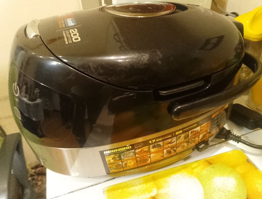 Мультиварка Rebmond