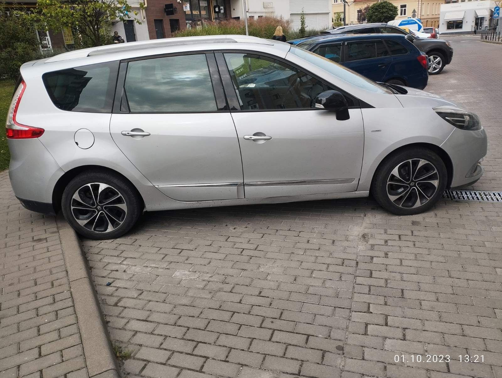 Рено гранд сценік Renault grand scenic