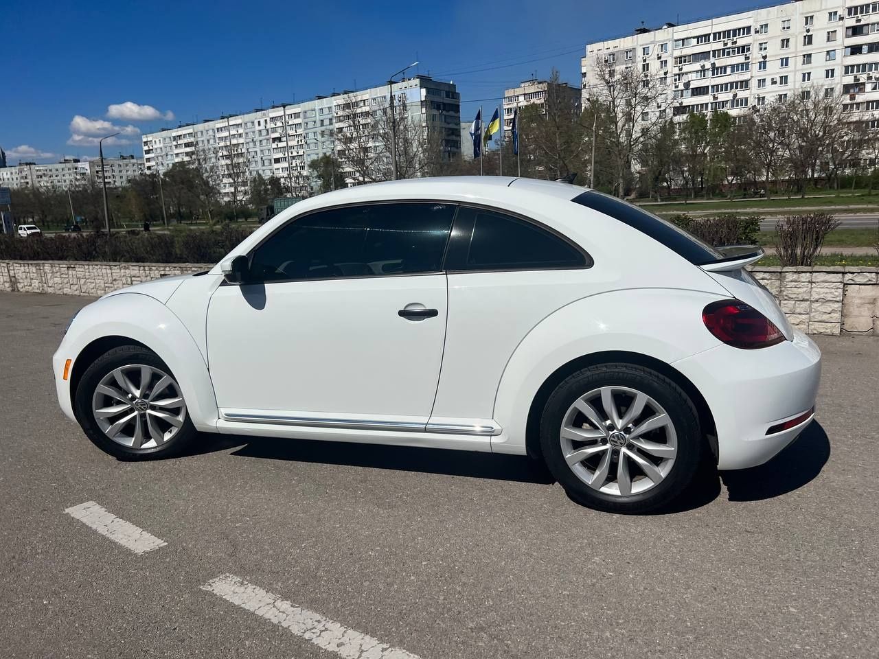 Продам Volkswagen Beetle 1.8t