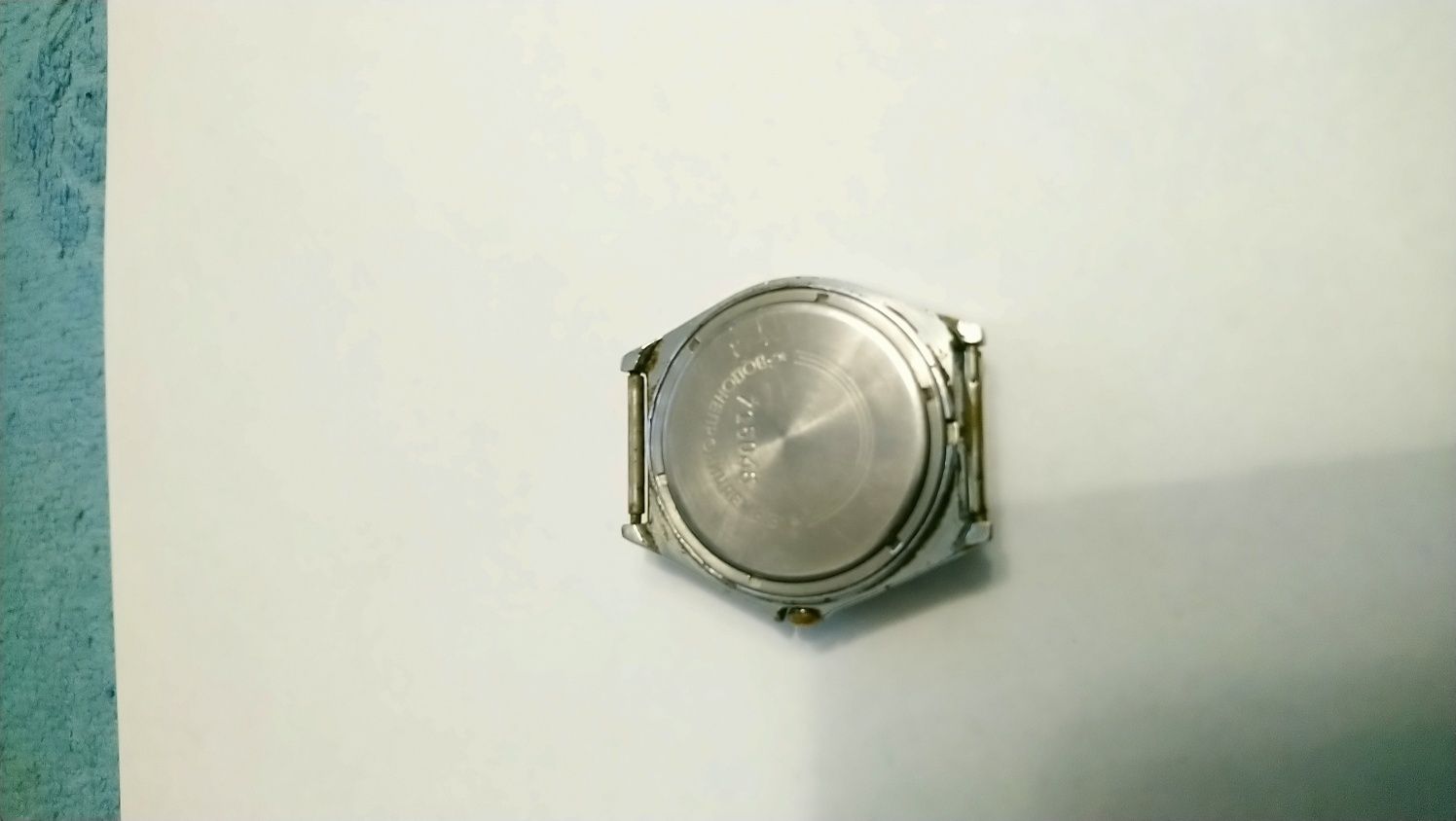 Часы наручные Слава кварц ссср бу в не рабочем состоянии