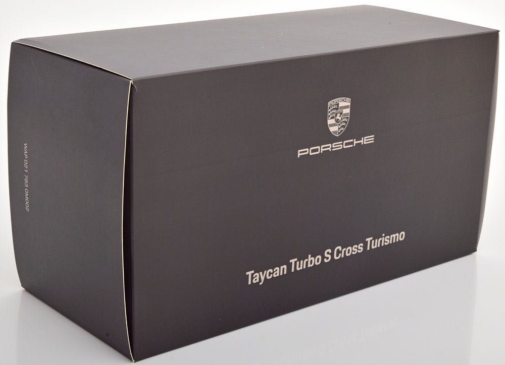 Porsche Taycan Turbo S Cross Turismo 2021 1:18 Minichamps