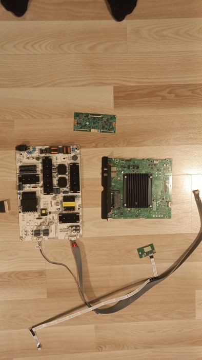 Zestaw części do Hisense 75E7KQ Pro – wszystko jak na zdjęciach