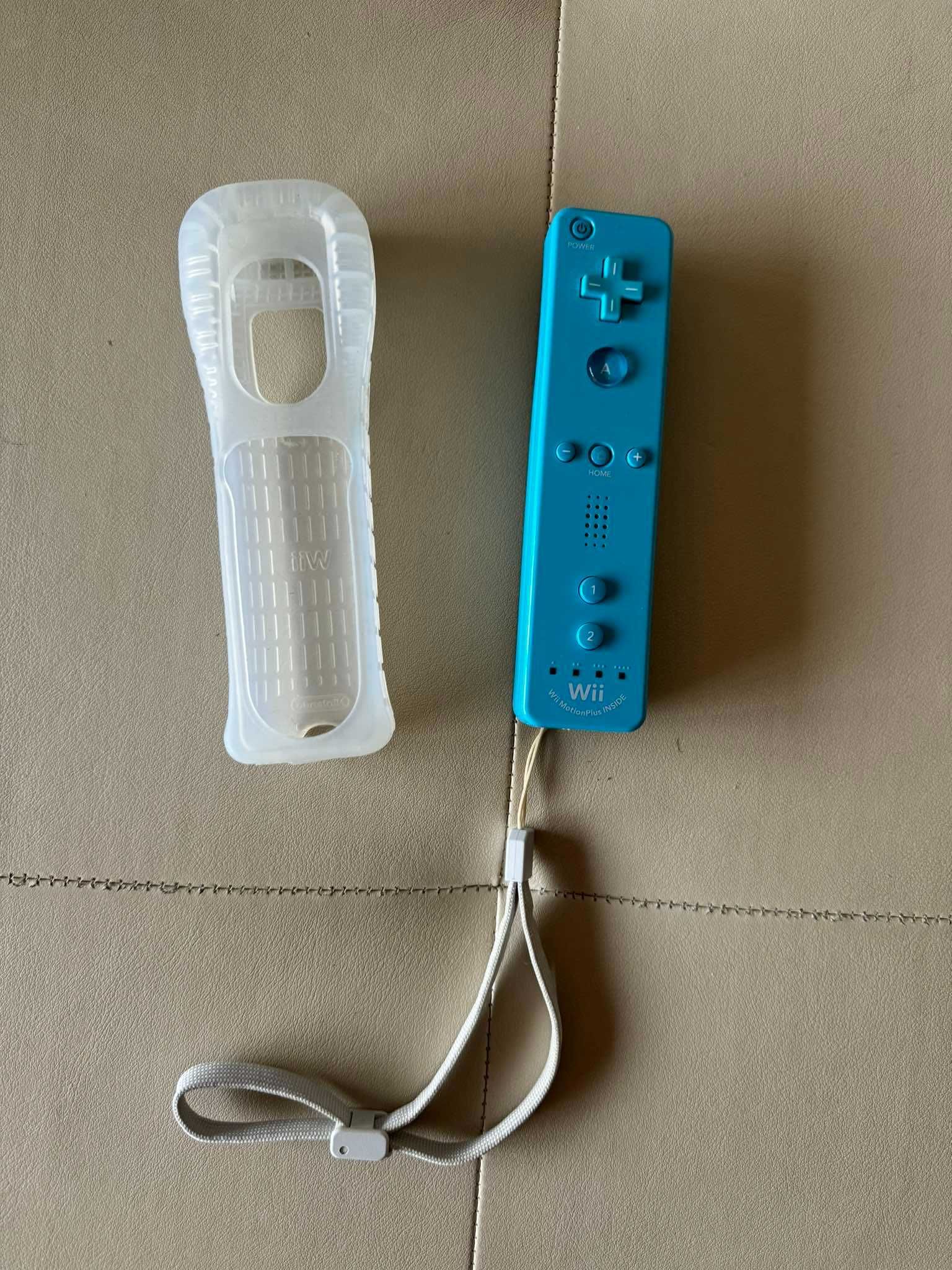 Nintendo Wii Preta com comando wii motion plus e jogos