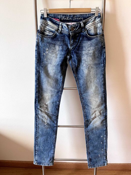 Calça Jeans Tally Weijl – Denim Claro, Levemente Destroyed, Nova