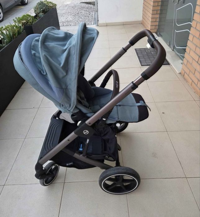 Carrinho cybex novo