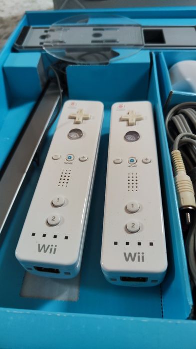 Nintendo Wii + akcesoria + 26 gier!