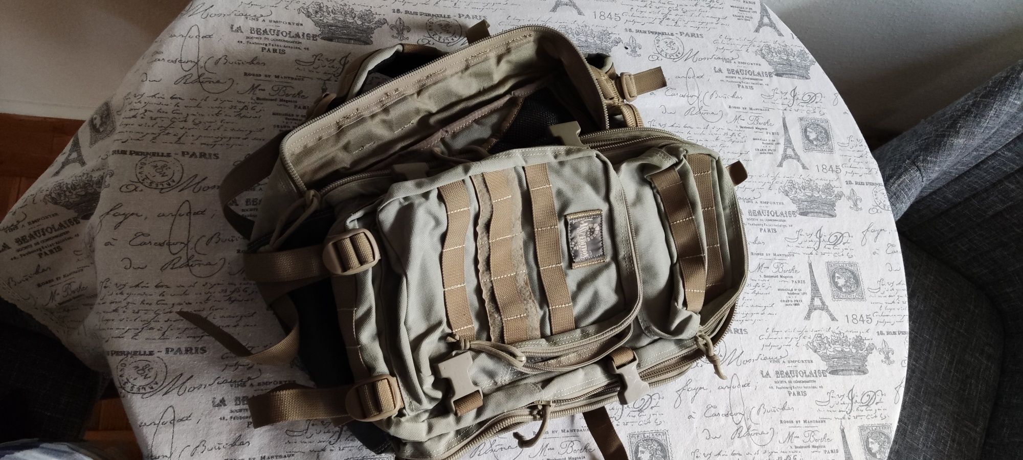 Maxpedition Falcon