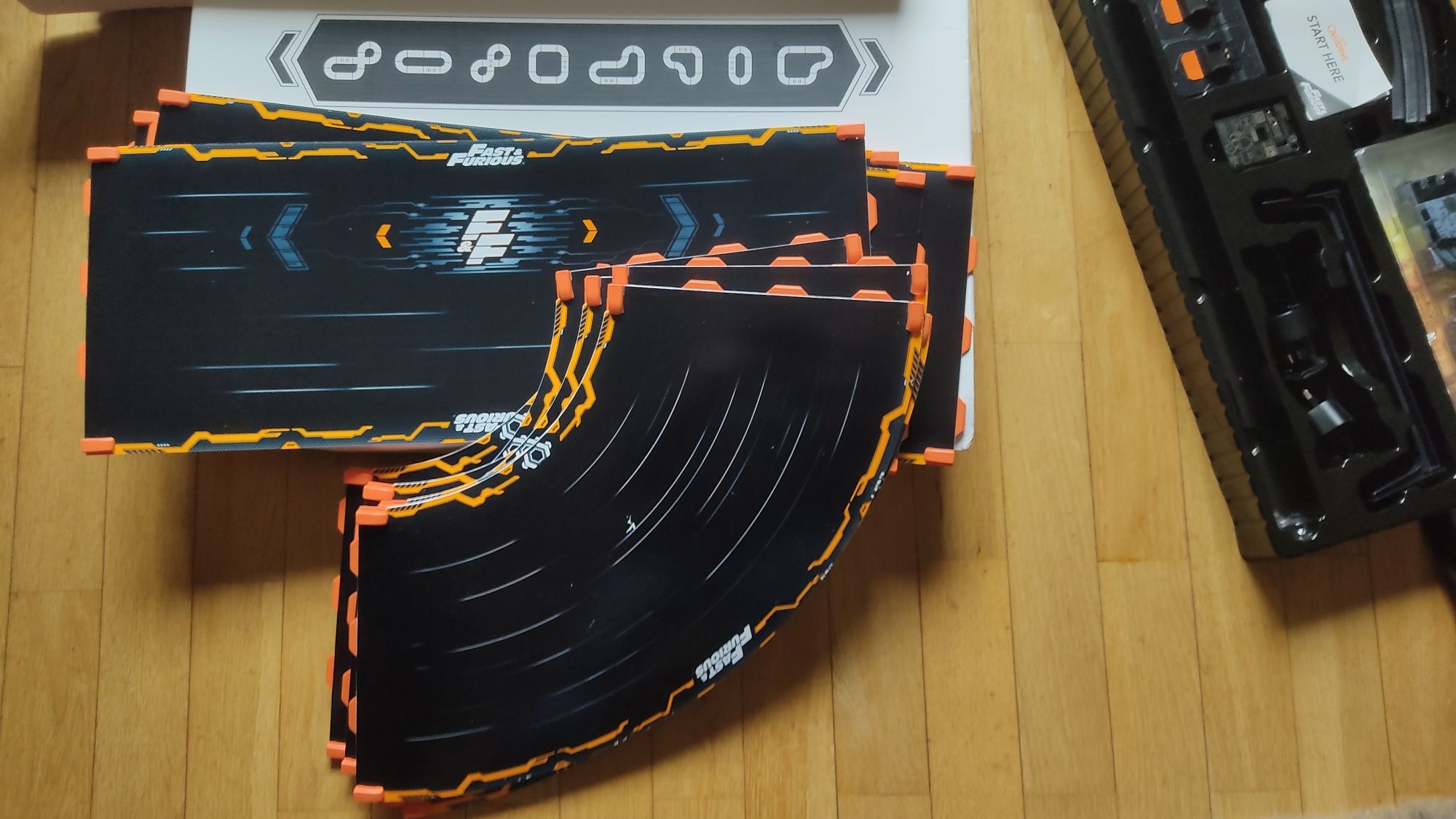 Pista e carros Anki Overdrive Fast and Furious edition