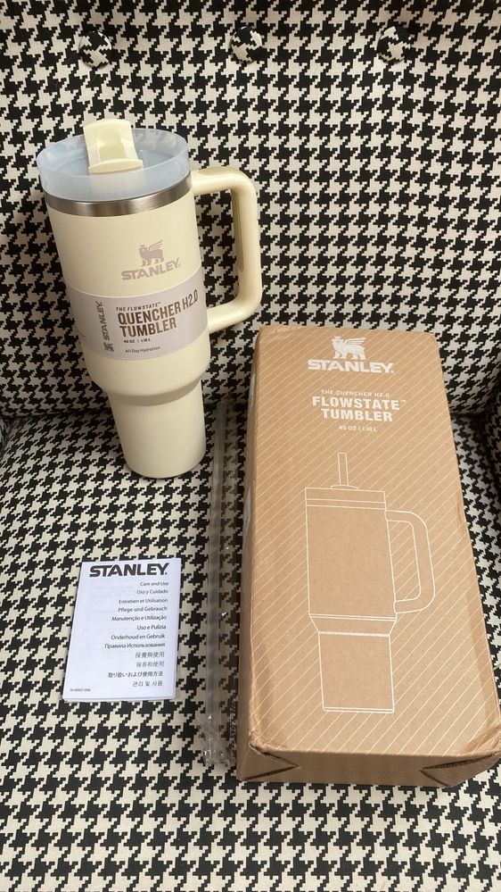 Stanley kubek termiczny stalowy pojemność 1180 ml