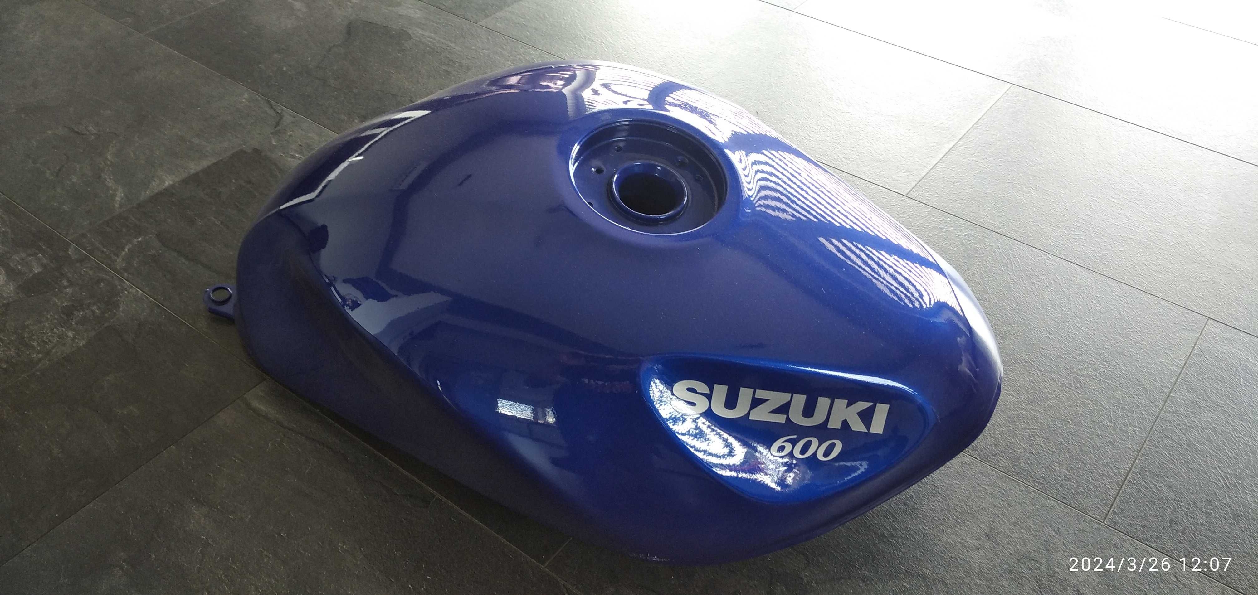 Suzuki GSF Bandit 600s zbiornik paliwa