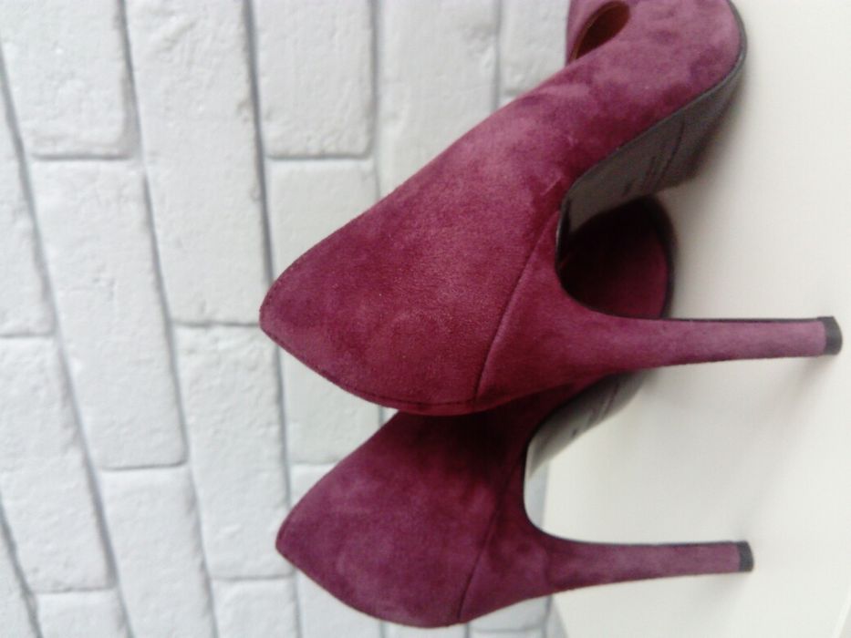 Szpilki zamszowe PRIMA MODA rozm. 38
