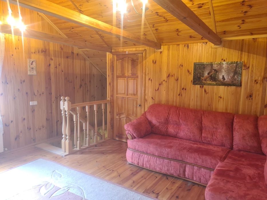 Продам будинок  с Горенка район Пуща Водиця поруч ліс і озеро!