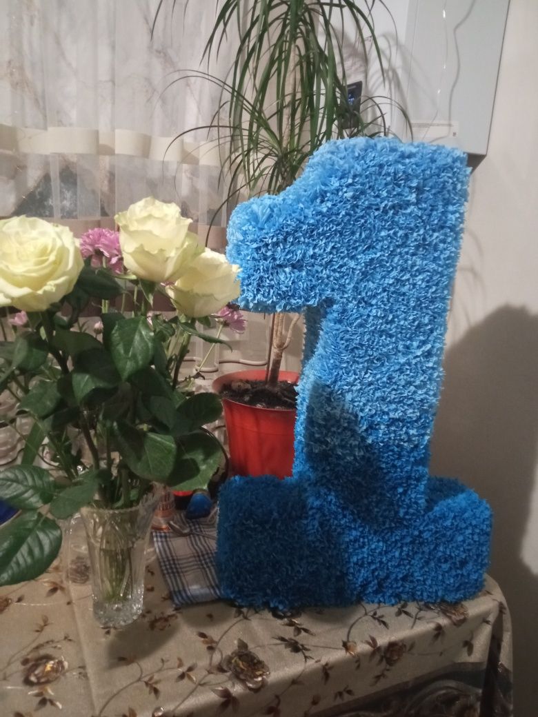 Продам святкову цифру