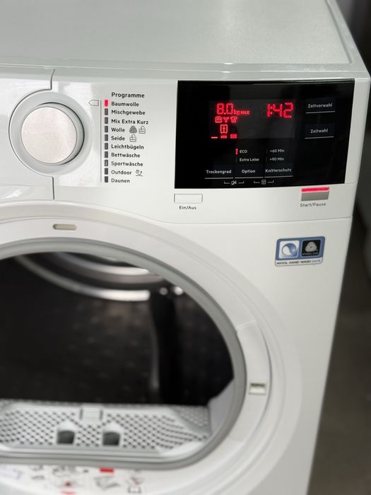 Сушильна машина AEG 8000 Series T8DB66580