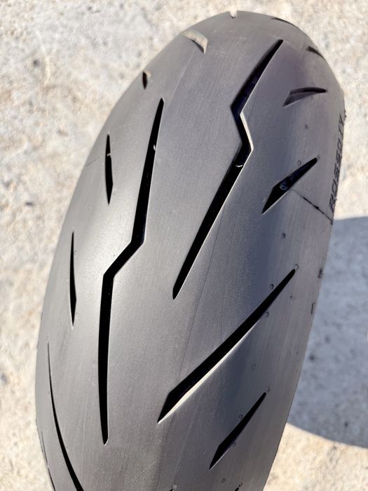 180 55 17 Pirelli Rosso 4, моторезина, шина, колесо, покрышка, скат