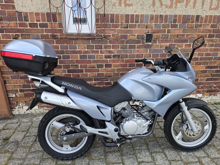 Honda XL 125 Varadero .2007r. Kufer // mały przebieg