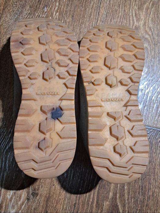 Кросівки LOWA malta gtx 42