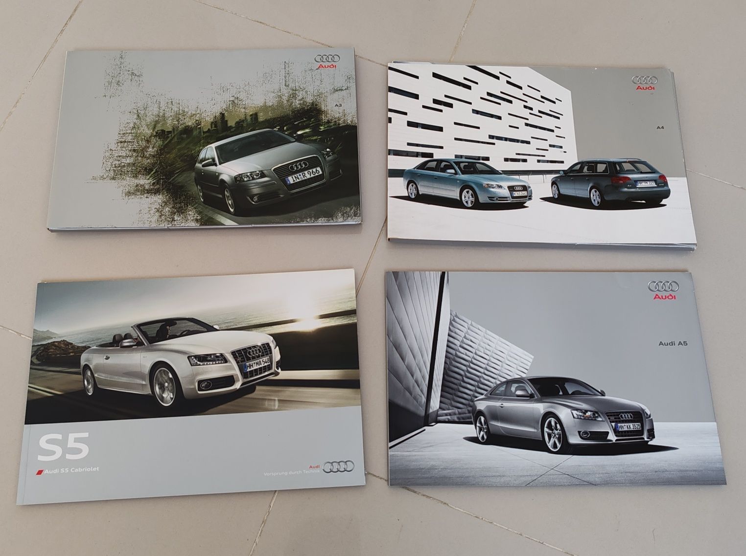 Catálogos/panfletos Audi