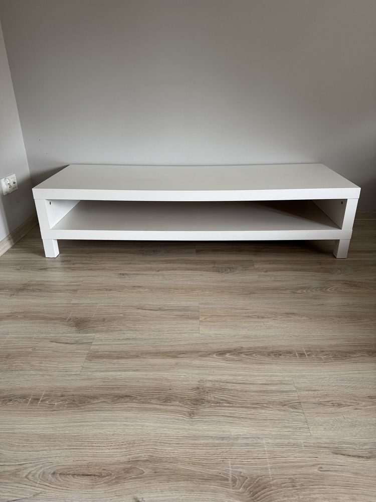 Biała szafka RTV ikea