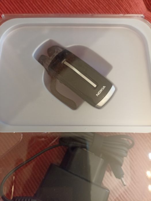 Phones Nokia BH-200 Bluetooth