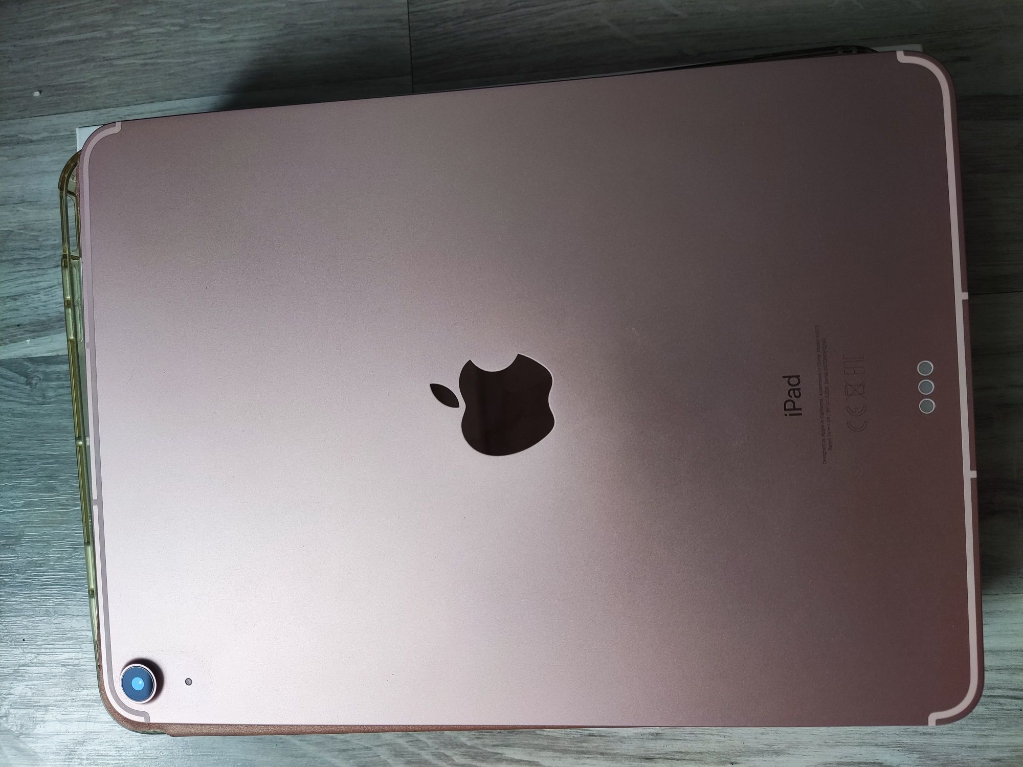 Ipad air 4 Cellular 64 GB Rose Gold