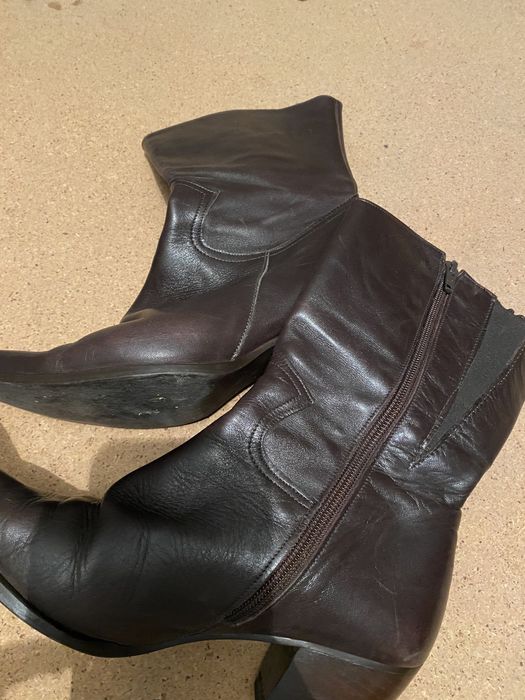 Botas castanhas de cano curto n36