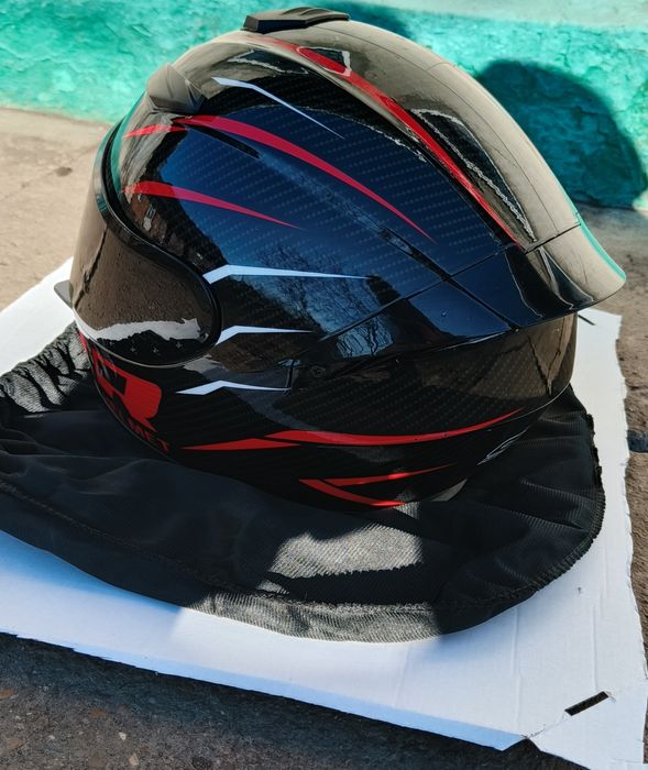 Продам мото шлем