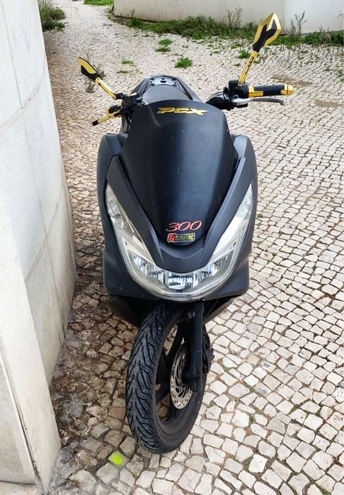Pcx 125 ano2015 em um otimo estado