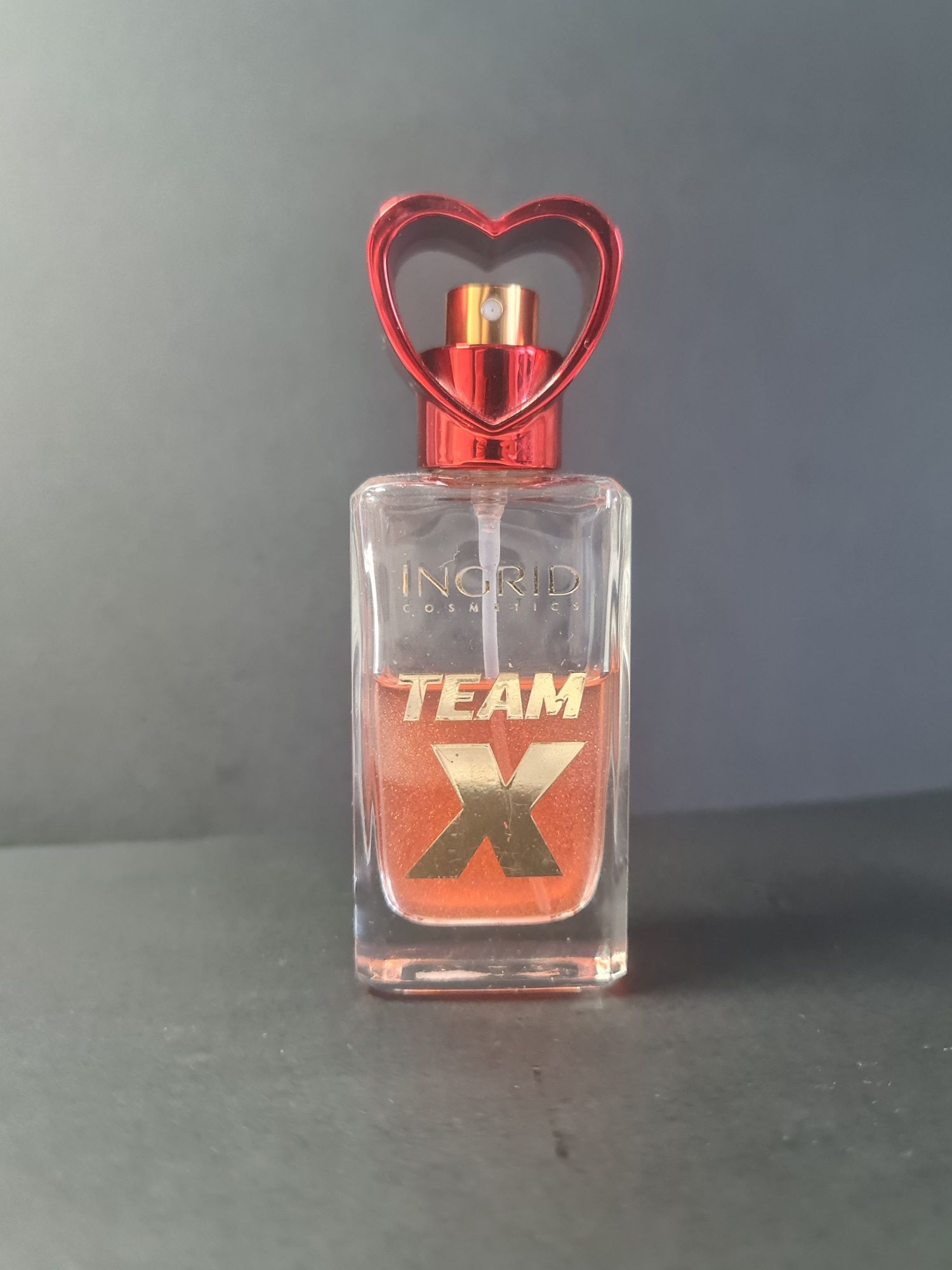 Perfumy TEAM X x Ingrid Cosmetics MONA