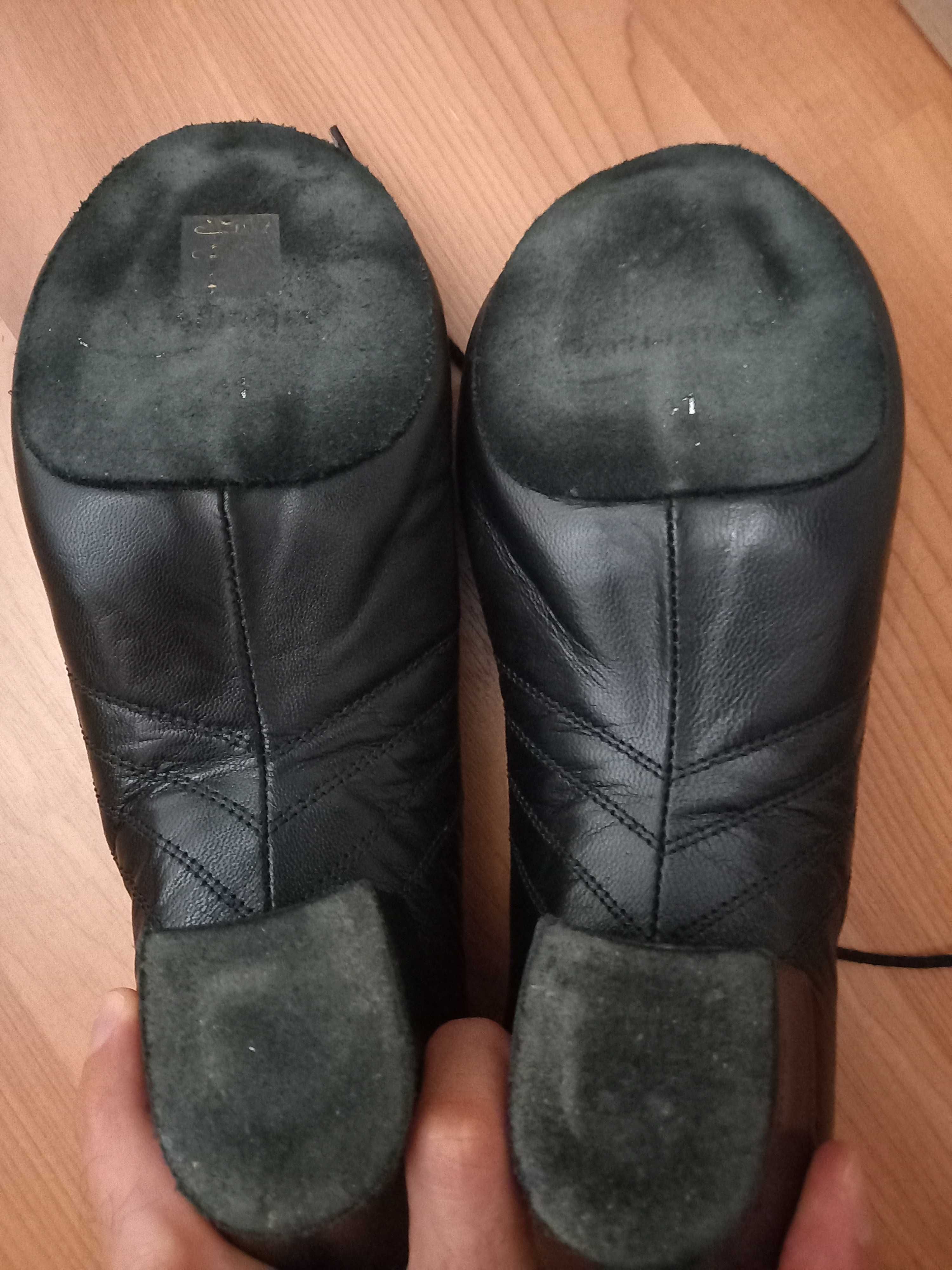 Sapatos Danças de Salão p/ Homem PortDance N41