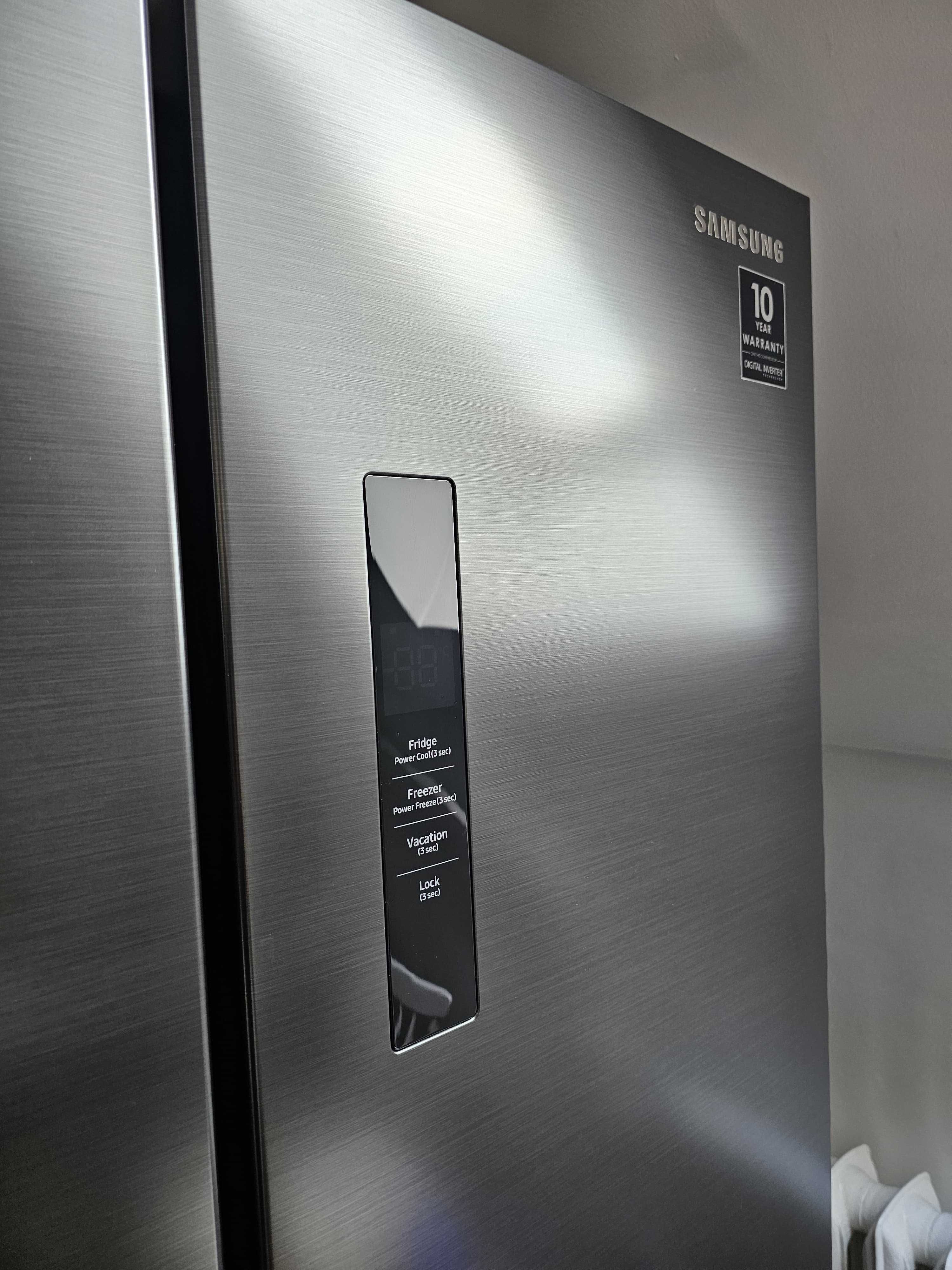 Lodówka Multidoor SAMSUNG RF48A400EB4 No Frost 179cm 83cm Kostkarka