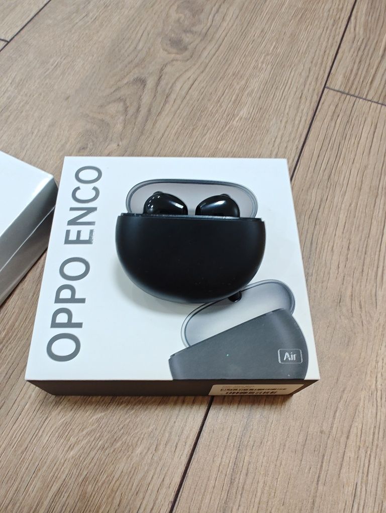 Продам безпровідні навушники Oppo enco air