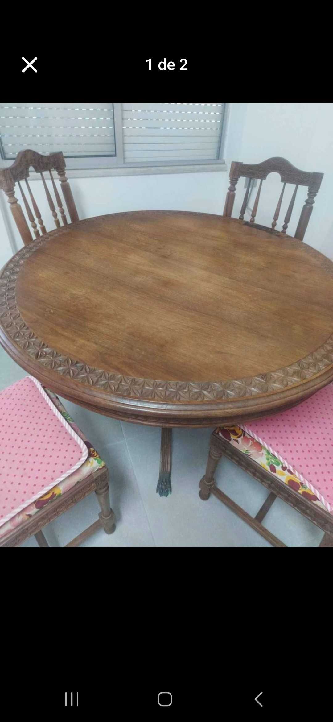 Mesa de refeição de madeira africana  com.8 cadeiras