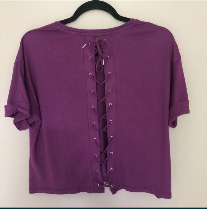 Crop top z wiązaniem na plecach Stradivarius S