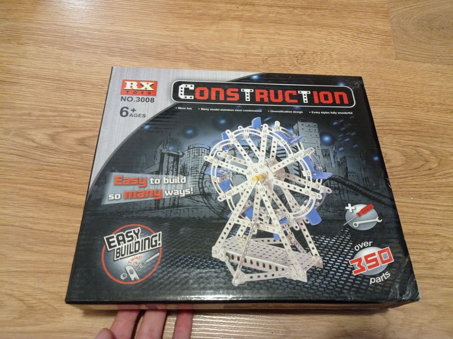 Metalowy zestaw konstrukcyjny do składania