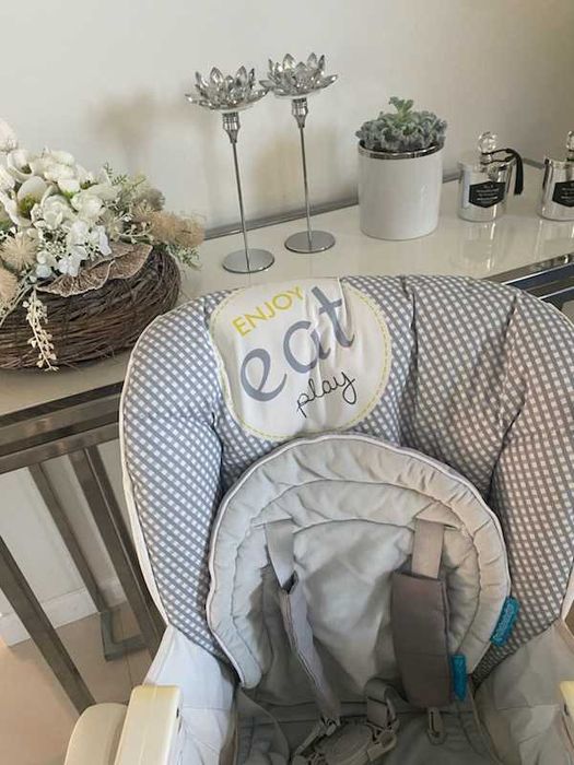 Fotelik do karmienia