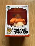 Peluche Homem Que Mordeu o Cão