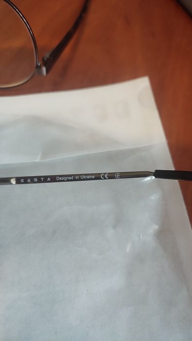 Продам оправу з лінзами - 6.0