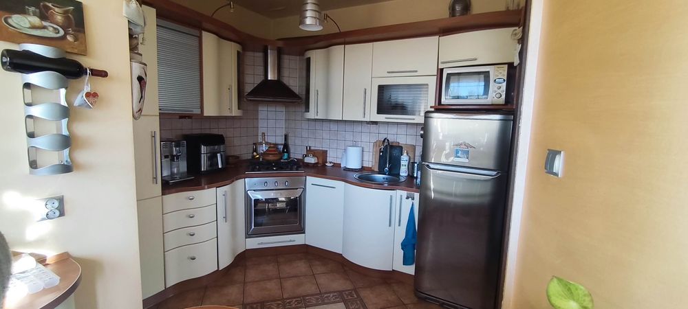 Meble i sprzęt kuchenny