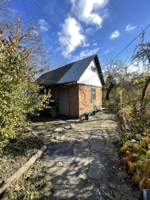 Продаж будинку в центрі міста