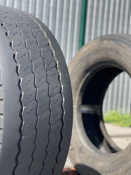 Шина Вантажна 1шт 385/55 R22.5 Pirelli ST01 Base