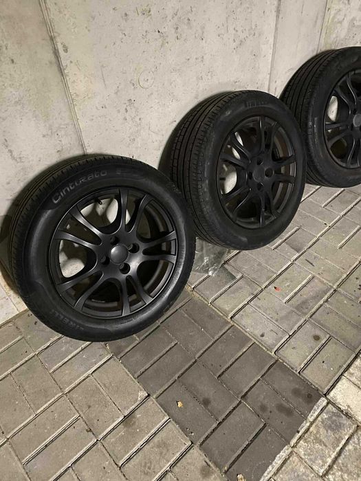 Anzio turn black 16 6,5Jx16H2 ET40 Honda Pirelli Cinturato 205/55/16